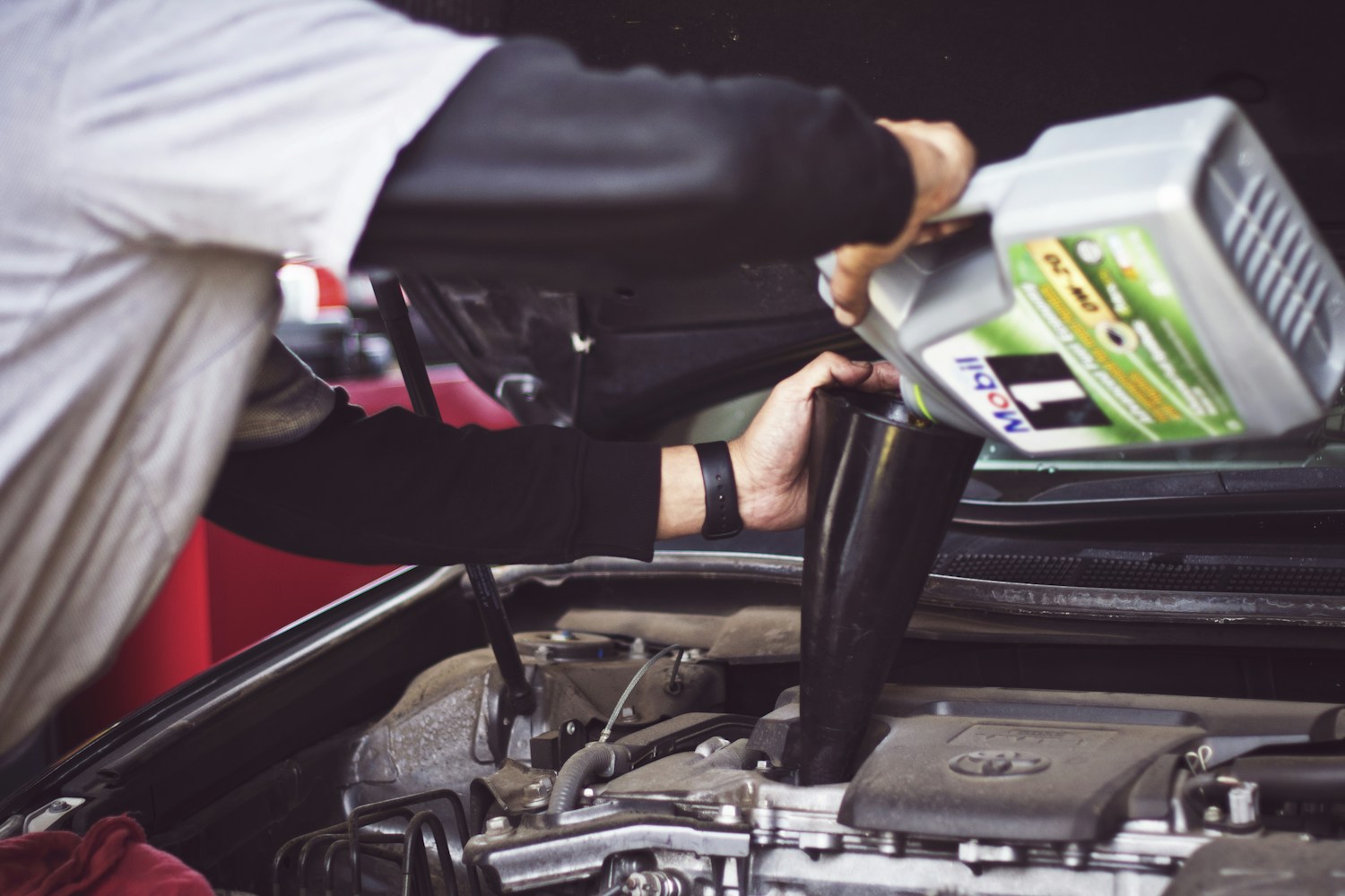 Servico automotivo em oficina