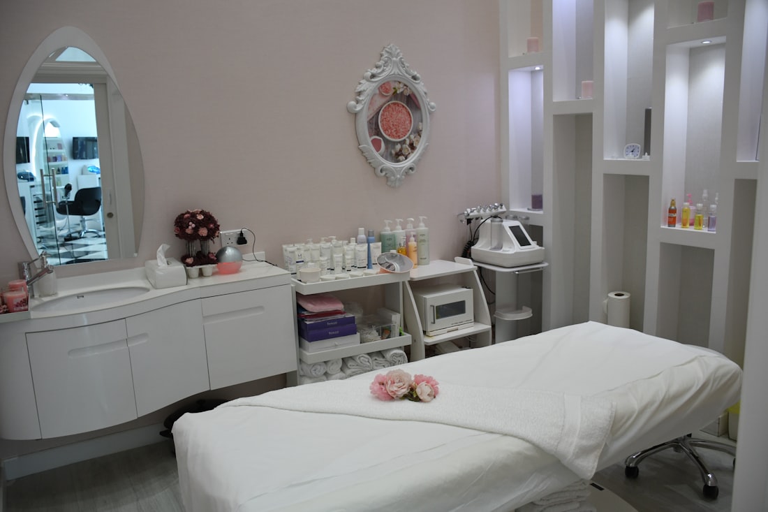 Ambiente de spa acolhedor da Clínica Rasage