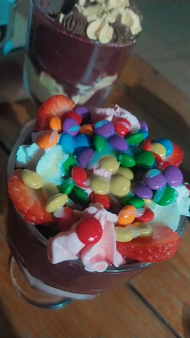 Açaí com confetes