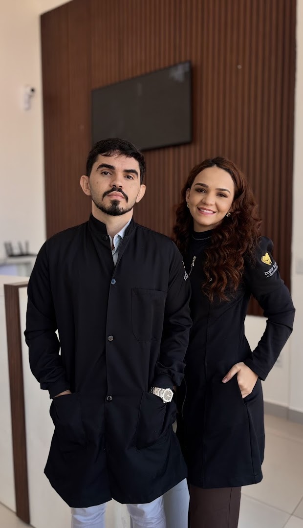 Dr. Daniel Felix e Dra. Ana Cristina, dentistas da Clínica Doutor Sorriso