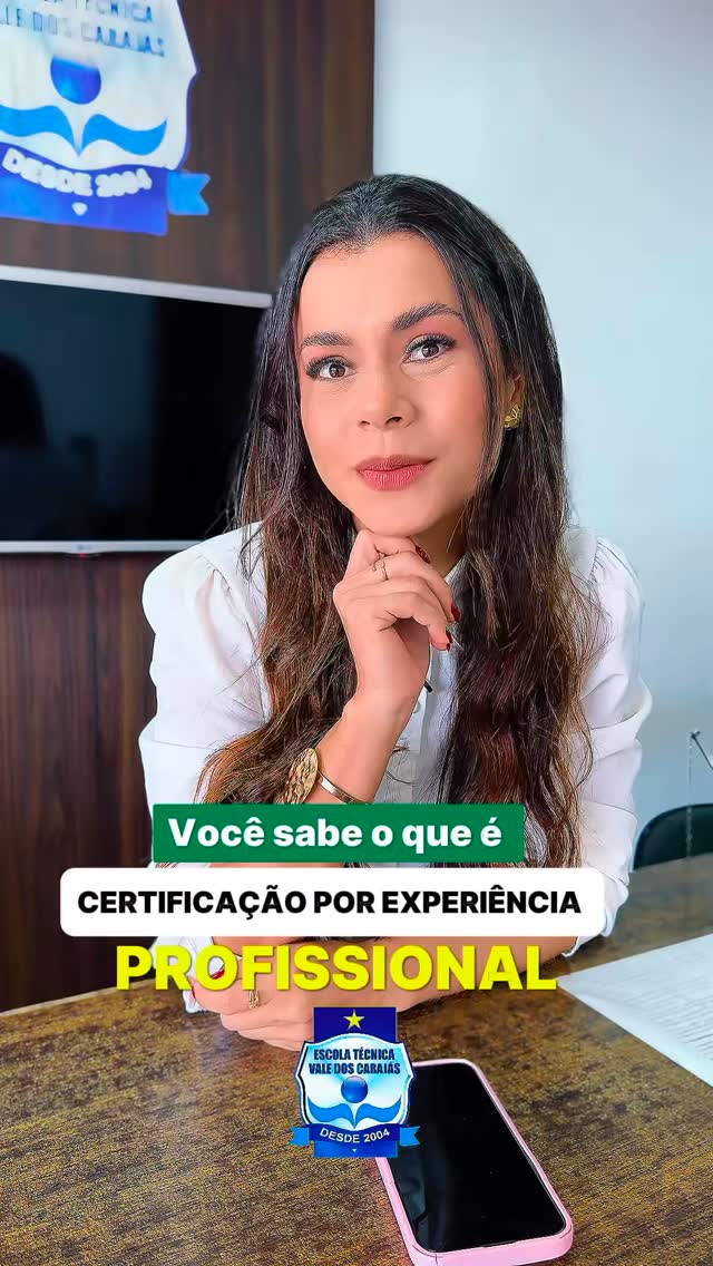 Diretora da ETVC no escritório