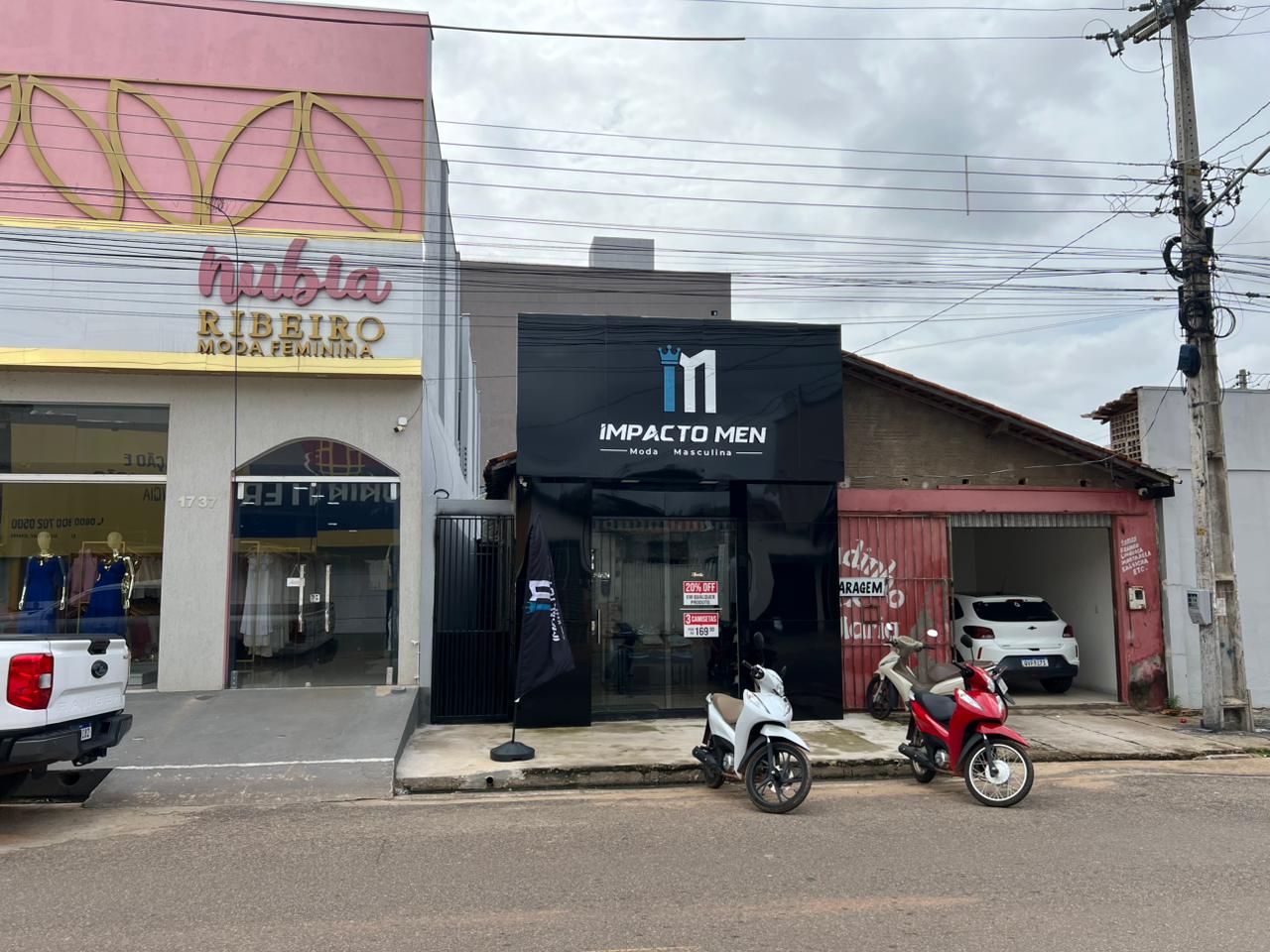 Fachada preta da loja Impacto Men, Moda Masculina, na Av. Itacaiúnas, Cidade Nova, Marabá