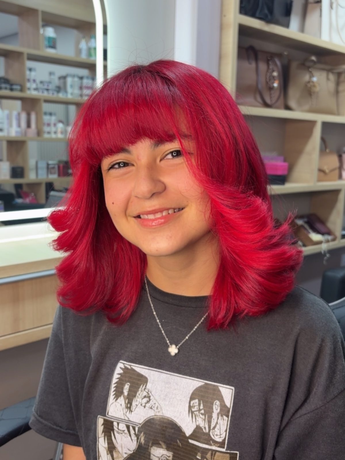 Cabelo colorido feito no studio