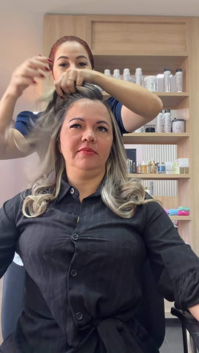 Atendimento no Studio de Beleza Jana Rocha