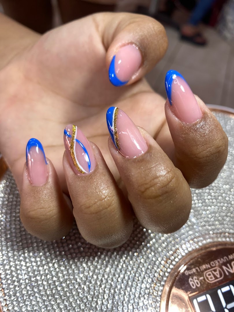 Unhas em gel decoradas