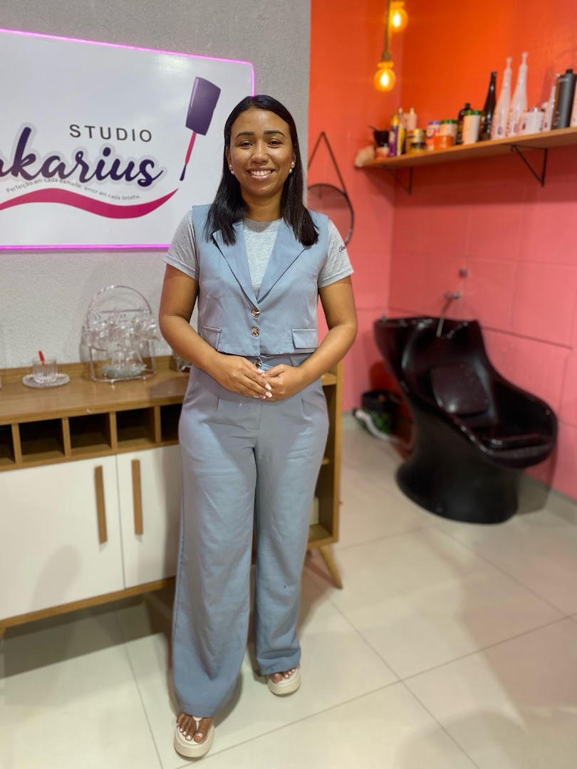 Profissional do Studio Makarius