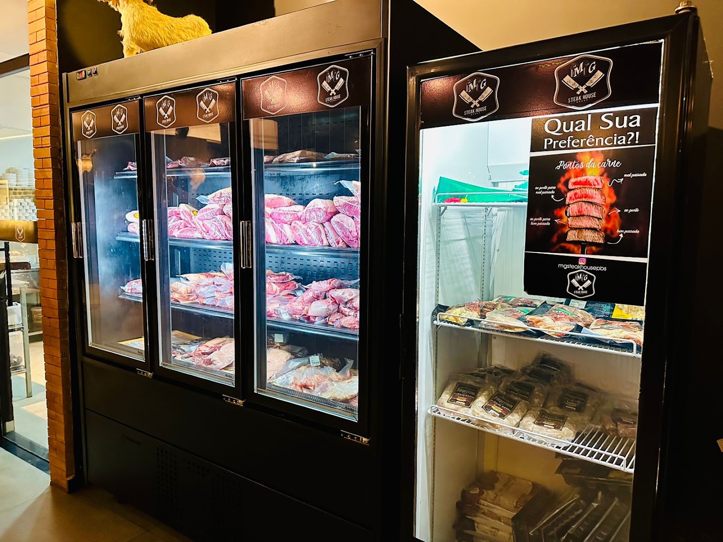 Câmara de maturação e seleção das carnes da casa