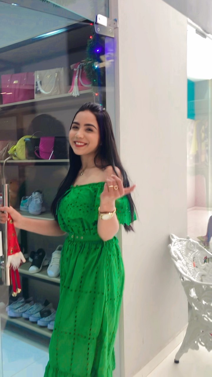 Vestido verde fluido
